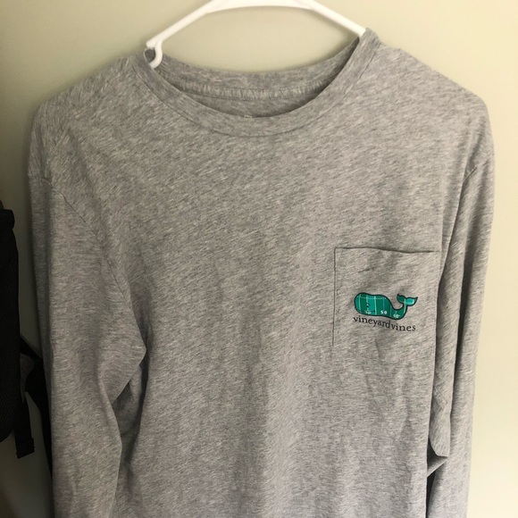 Vineyard Vines Other - Long Sleeve Vineyard Vines tee